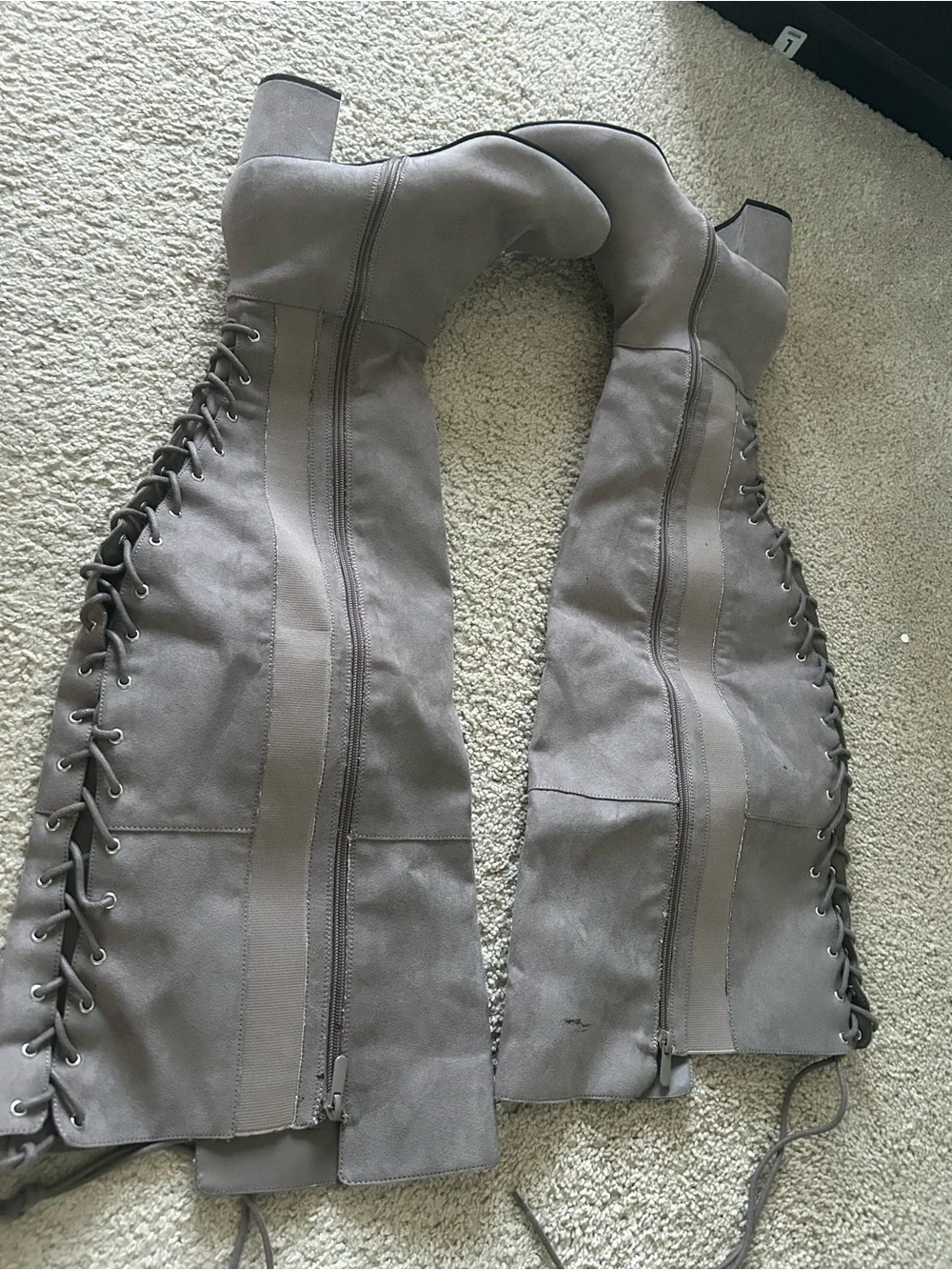 Shoes - Picture 2 of 4